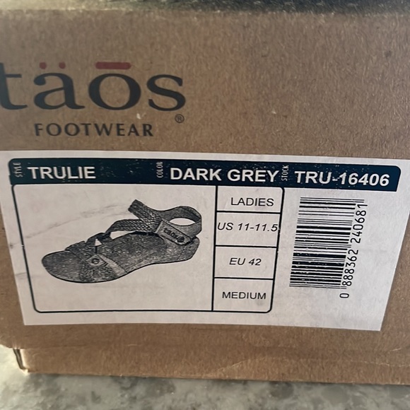 Taos Trulie Dark Grey Sandals - Picture 2 of 5